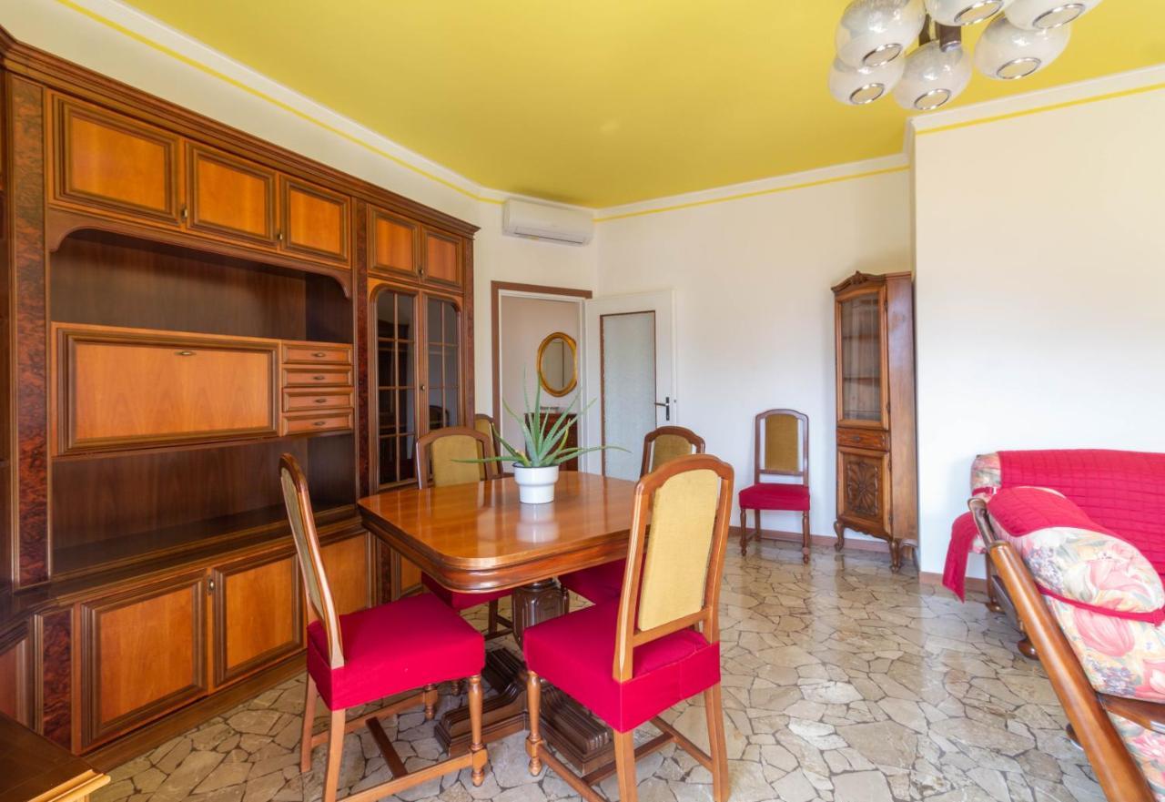 Mamma Ciccia Holiday Home - Casa Imperia マンデッロ・デル・ラーリオ エクステリア 写真